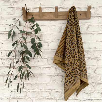Foulard Léopard Camel