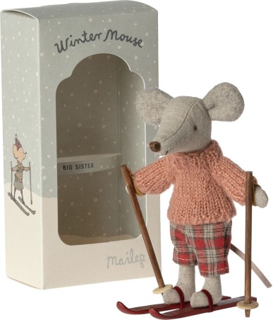 Souris grande soeur- A la montagne