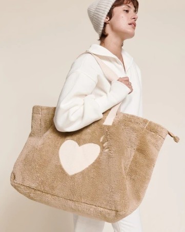 Cabas coeur en moumoute - beige