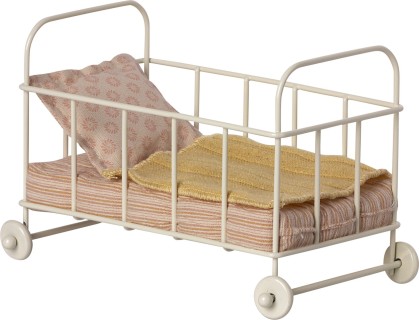 Lit bébé à roulettes - Rose