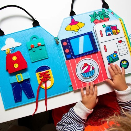 Montessori Play kit - My day