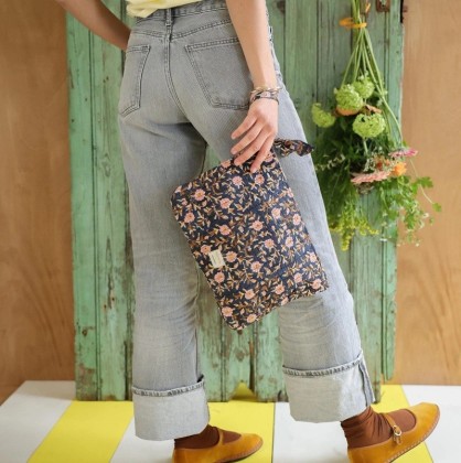 Pochette grand format ordinateur 13 pouces – Scarlett Marine – Bëllemme