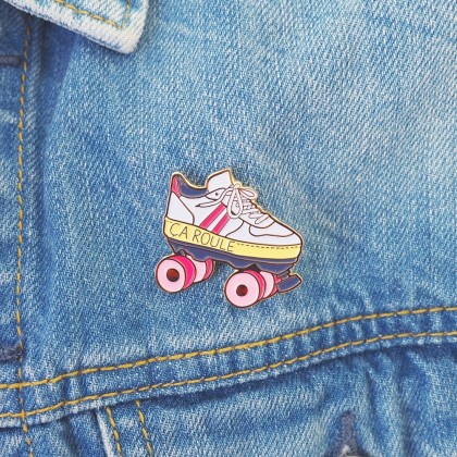Pin's en émail "Ca roule"
